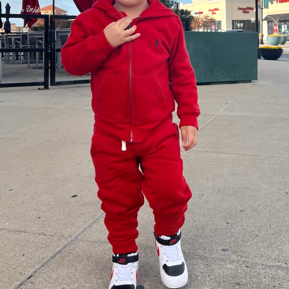 POLO RED OUTFIT/Hoodie and Pants 3T BOY